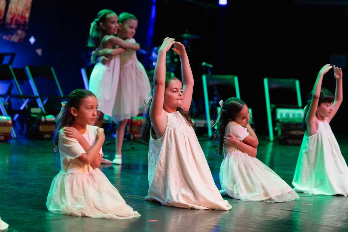 Ballet Grau 1 — apresentação em palco