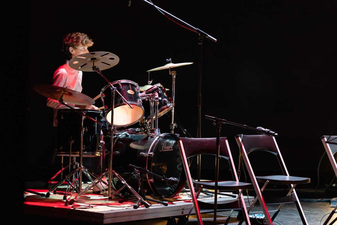 Bateria — apresentação em palco